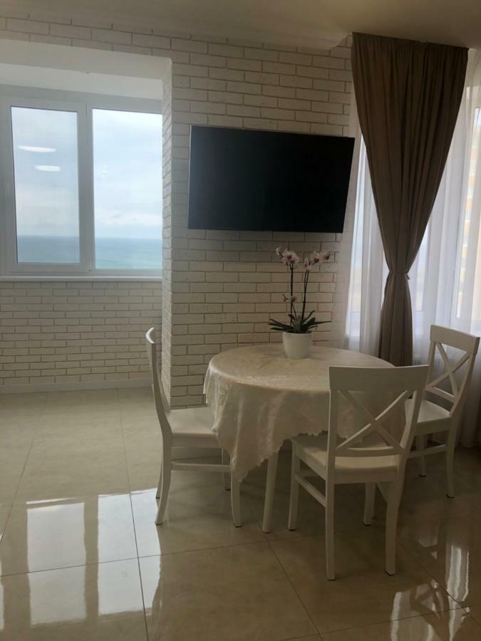 New Appartment In Yuzhny Yuzhne Εξωτερικό φωτογραφία